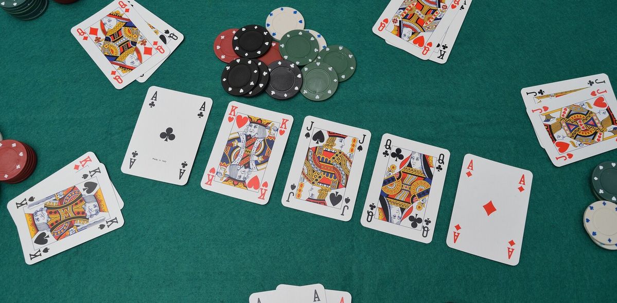 Chanz Casino کیسینو میں پوکر گیمز